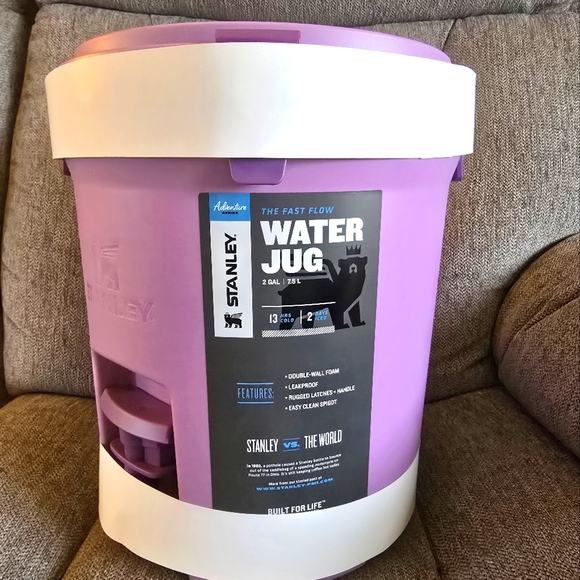 STANLEY Adventure Fast Flow Water Jug. Lilac. 2G - Picture 6 of 7